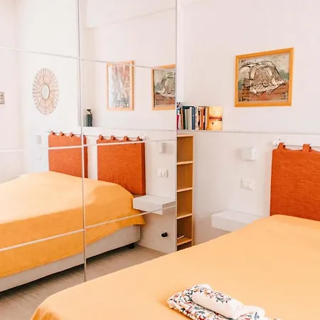 Apartment La Graziosa Acquario Genova-centro Storico *